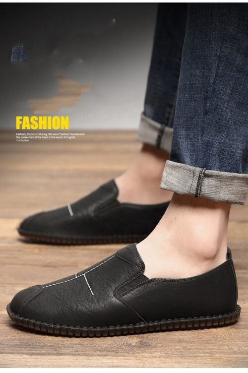 MOCASSINS EN CUIR BEIGE ET  NOIR INTEMPORELS 2025