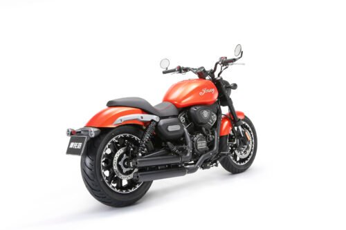 La moto parfaite  V400CC  est là